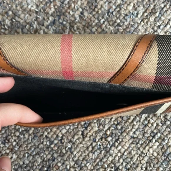Burberry Tan and Black Wallet with Classic Check Design - Picture 12 of 15